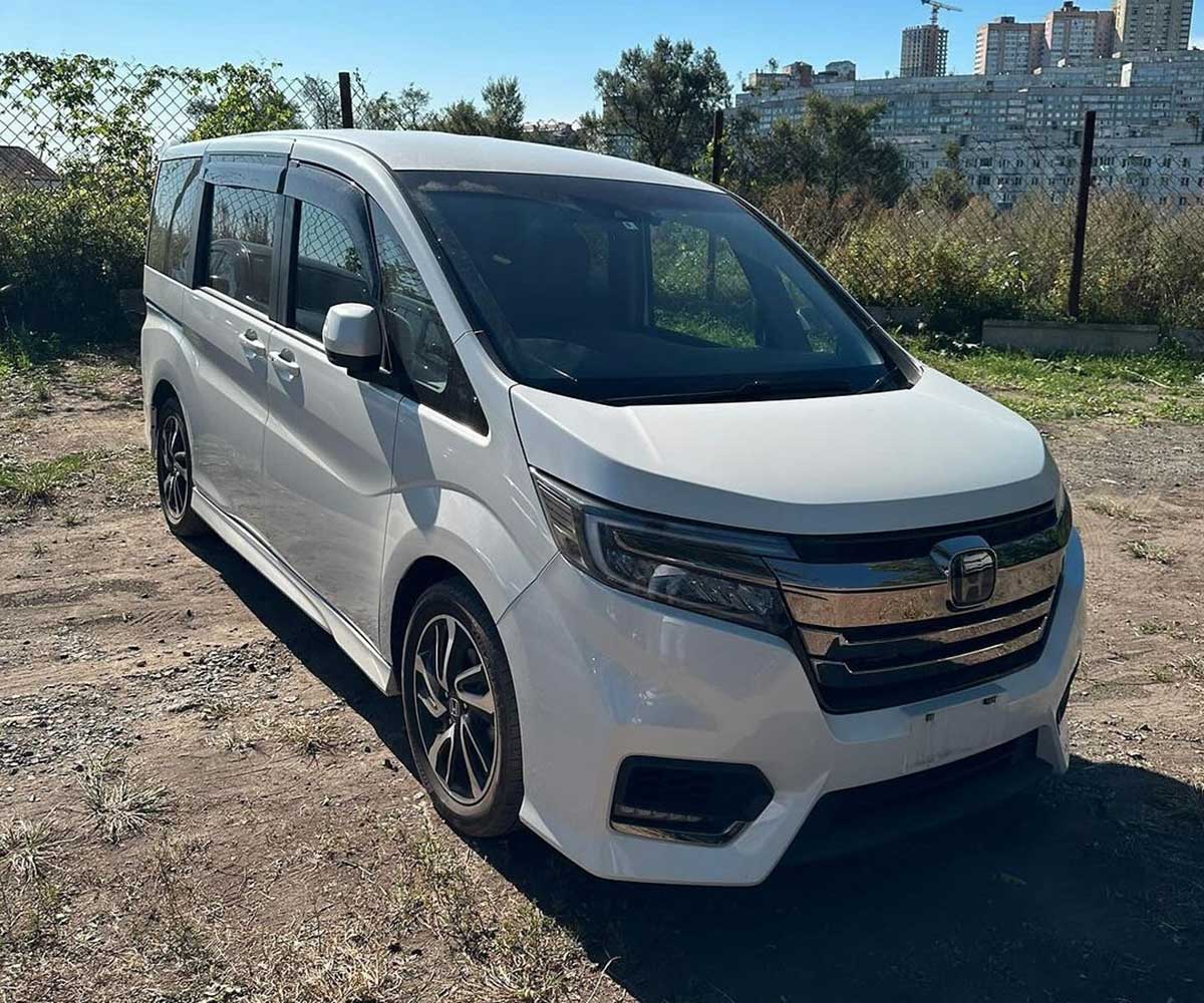 Авто из Японии с доставкой в Екатеринбург